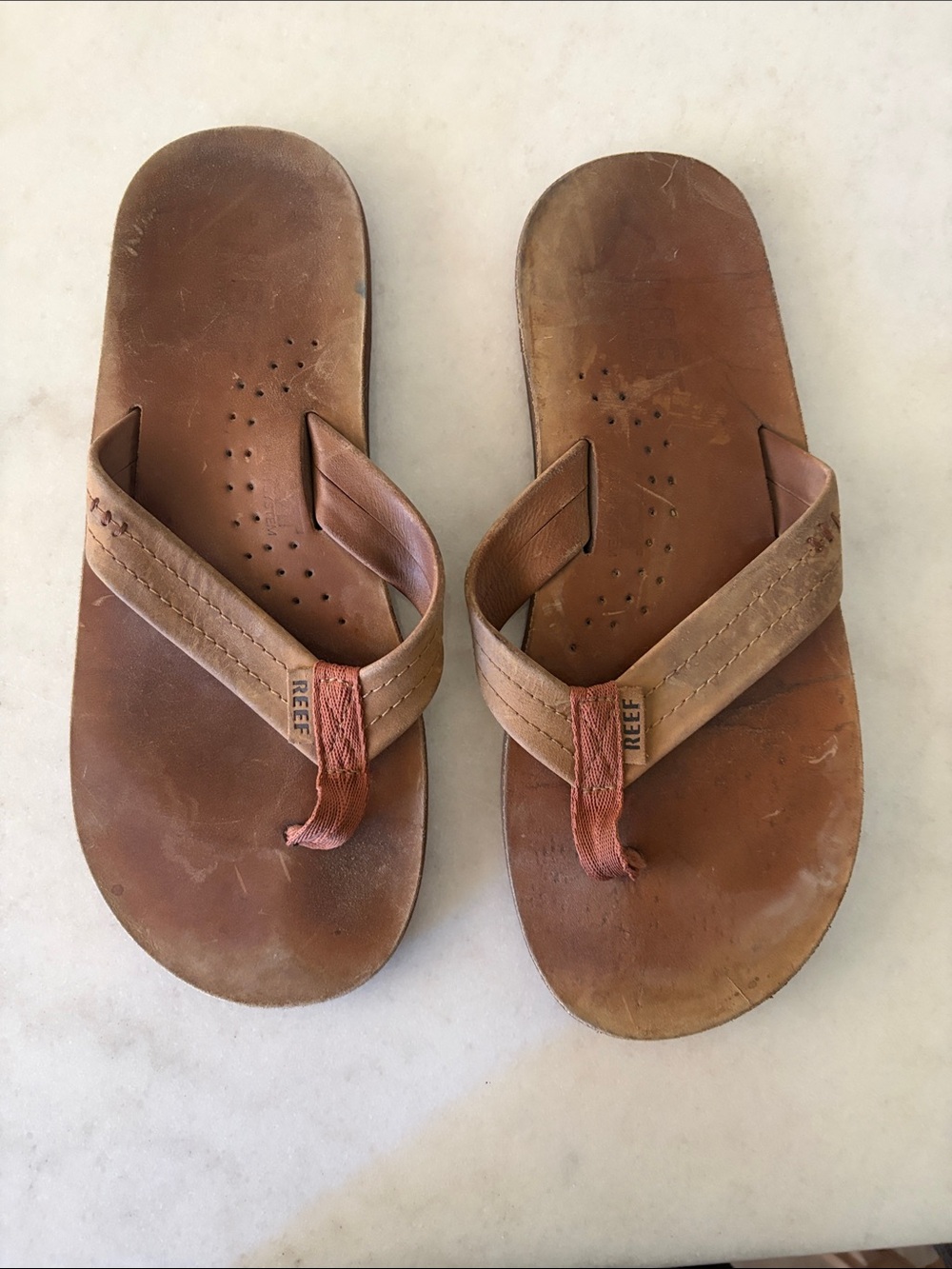 Reef Men’s Brown Leather Flip Flops with Bottle Opener